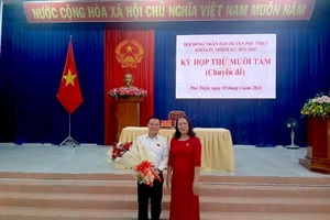 Ông Vũ Hồng Duy được bầu giữ chức Chủ tịch HĐND huyện Phú Thiện khóa IV