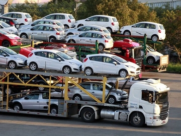 Nhập khẩu ô tô nguyên chiếc tháng 10-2023 tăng mạnh