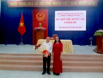 Ông Vũ Hồng Duy được bầu giữ chức Chủ tịch HĐND huyện Phú Thiện khóa IV