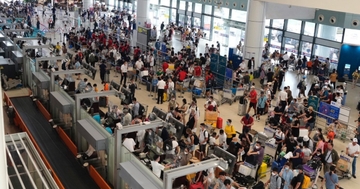 Hơn 1,5 triệu khách đi lại bằng đường hàng không trong dịp nghỉ lễ 30/4