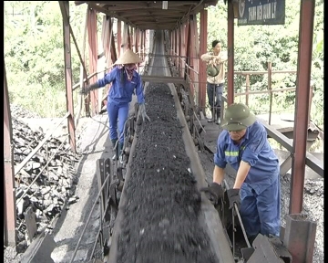 Khe Cham Coal Company ensures production safety
