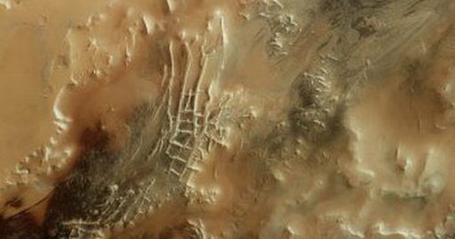 Phát hiện sốc từ Sao Hỏa: 'Nhện' khổng lồ cạnh Thành phố Inca