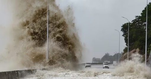 Trung Quốc sơ tán gần 300.000 người dân trước khi hứng bão mạnh