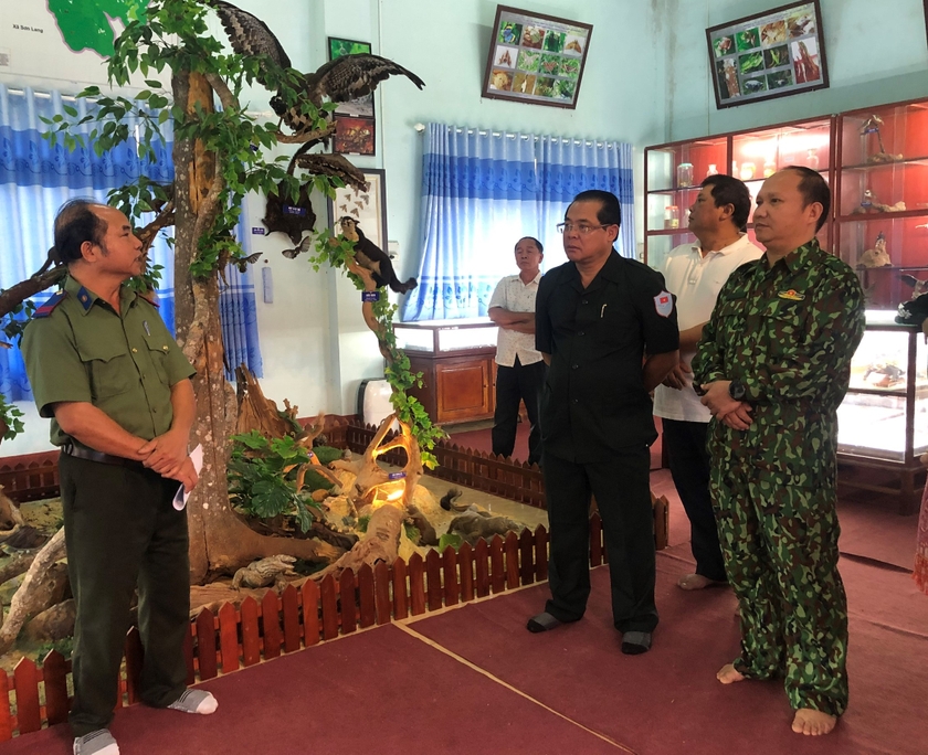 Phó Bí thư Tỉnh ủy Rah Lan Chung thăm Khu Bảo tồn thiên nhiên Kon Chư Răng  ảnh 2