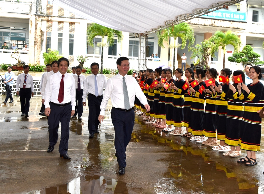 Chủ tịch nước Võ Văn Thưởng: Trường Phổ thông Dân tộc nội trú Gia Lai đã góp phần tích cực vào sự nghiệp giáo dục-đào tạo của tỉnh ảnh 2
