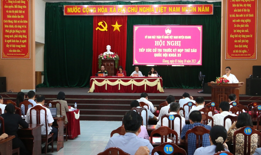 Quang cảnh buổi tiếp xúc cử tri tại huyện Kbang. Ảnh: Quang Tấn ảnh 2