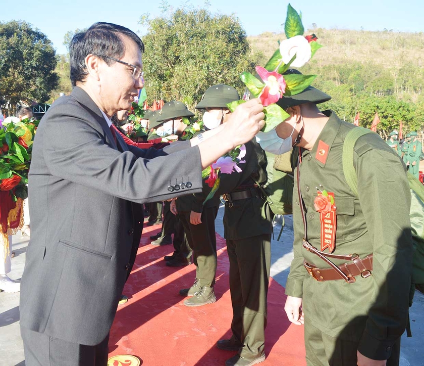 Lãnh đạo tỉnh Gia Lai tham dự ngày hội tòng quân tại các địa phương ảnh 13