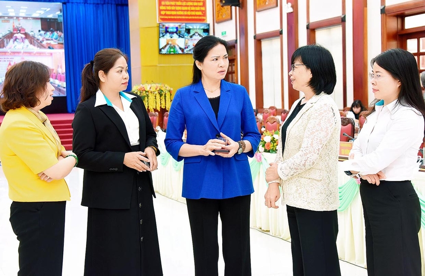 Phó Thủ tướng Chính phủ Trần Lưu Quang: Đẩy nhanh tiến độ giải ngân vốn các chương trình MTQG ảnh 5