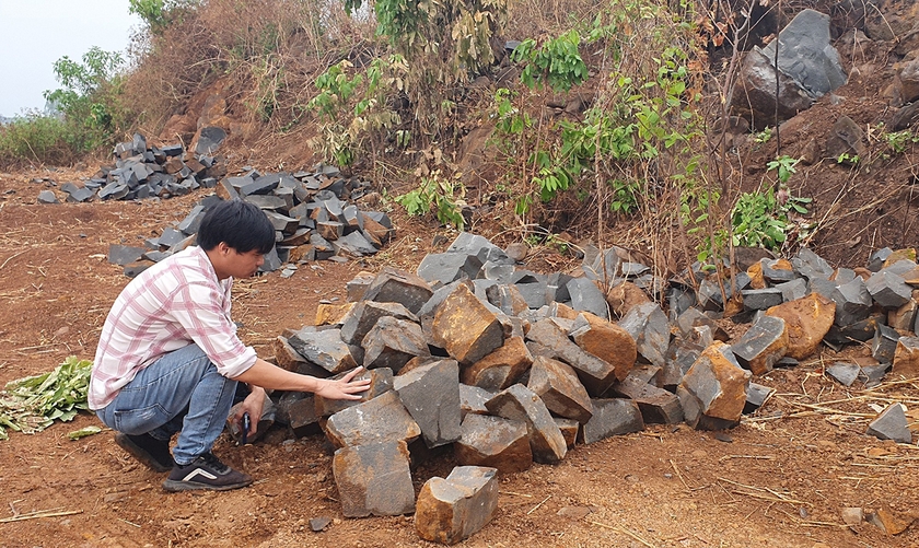 Tái diễn tình trạng khai thác đá trái phép tại xã Ia Ga  ảnh 2