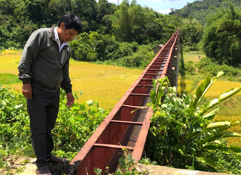 Hệ thống kênh mương thủy lợi trên địa bàn xã Đak Rong (huyện Kbang) thường xuyên được tu bổ, nâng cấp để bảo đảm an toàn trong mùa mưa lũ. Ảnh: Ngọc Minh ảnh 2