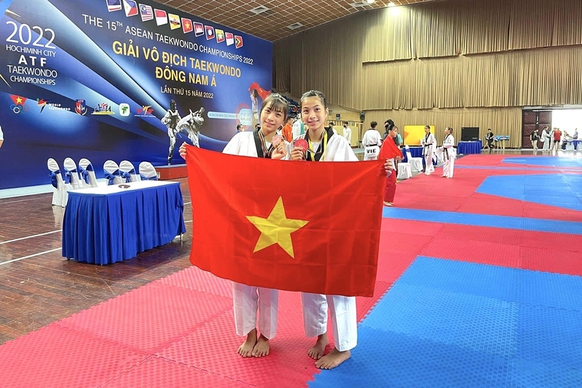 Chị em song sinh người Gia Lai tranh tài ở Giải Vô địch Taekwondo Đông Nam Á ảnh 1