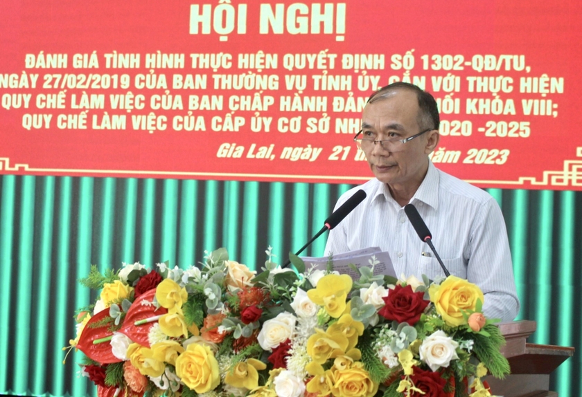 Bí thư Đảng ủy Khối Huỳnh Minh Thuận phát biểu kết luận hội nghị. Ảnh: M.N ảnh 3