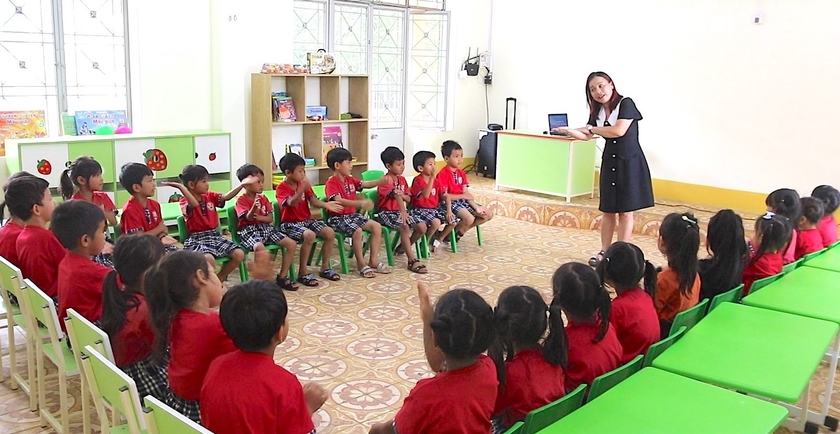 Các bé Trường Mẫu giáo Hướng Dương (phường Chi Lăng, TP. Pleiku) hào hứng tham gia chương trình. Ảnh: M.T