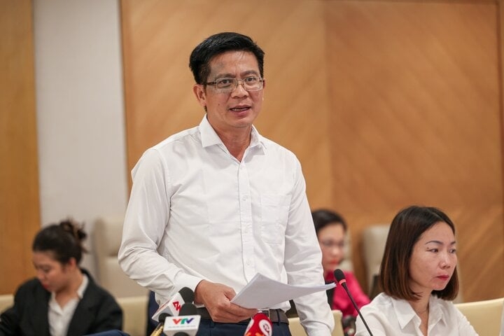 Cục trưởng Cục Tần số vô tuyến điện Lê Văn Tuấn.