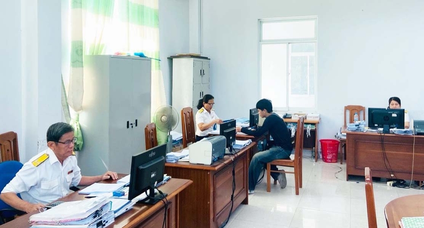 Chi cục Thuế khu vực Ayun Pa-Phú Thiện-Ia Pa tiếp tục triển khai đồng bộ các giải pháp xử lý nợ, gia tăng nguồn thu cho ngân sách nhà nước. Ảnh: S.C